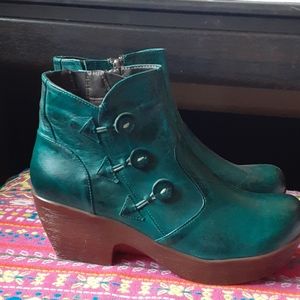Gorgeous Handmade Leather booties